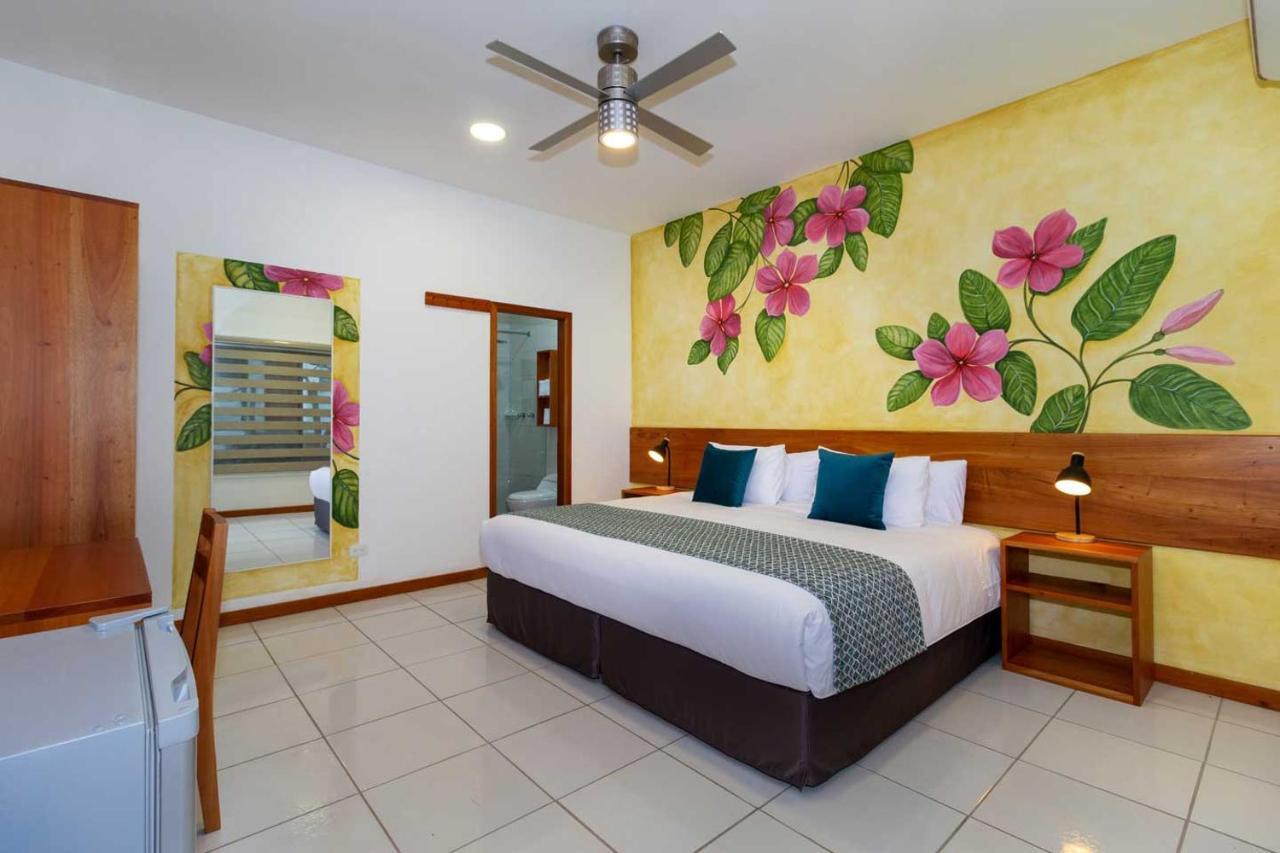 Plaza Luna Suites Puerto Ayora  Ngoại thất bức ảnh