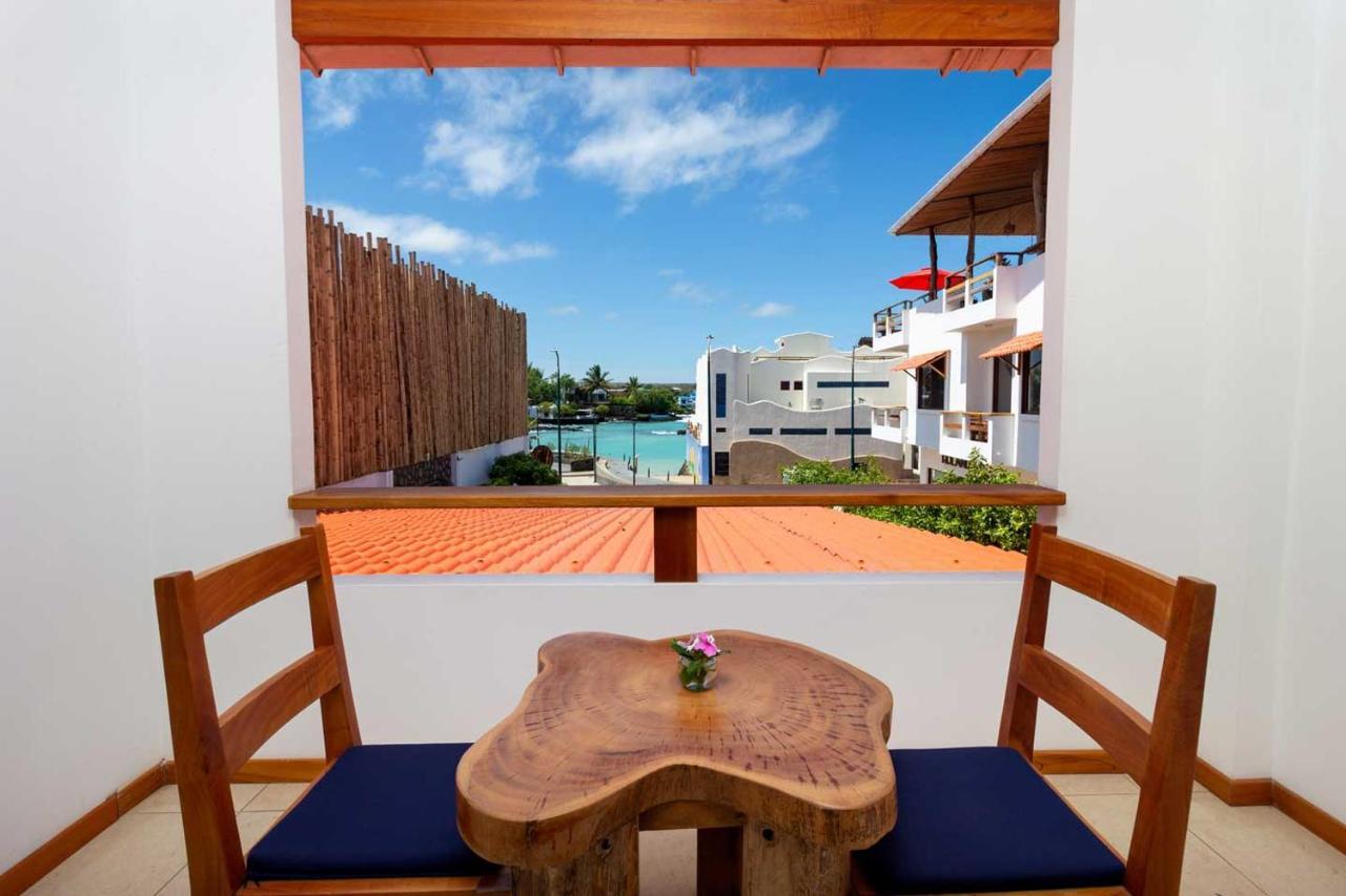 Plaza Luna Suites Puerto Ayora  Ngoại thất bức ảnh