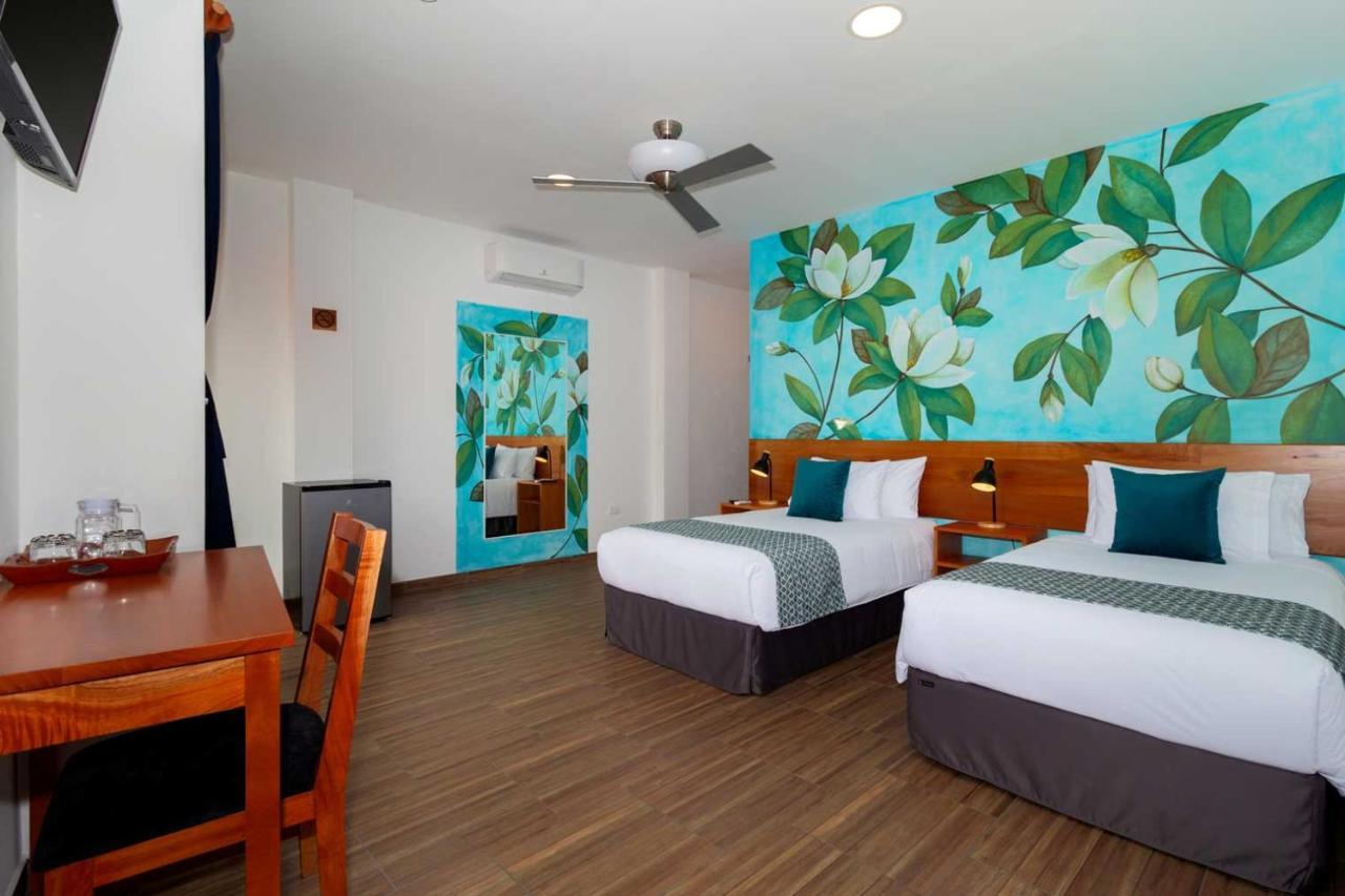 Plaza Luna Suites Puerto Ayora  Ngoại thất bức ảnh