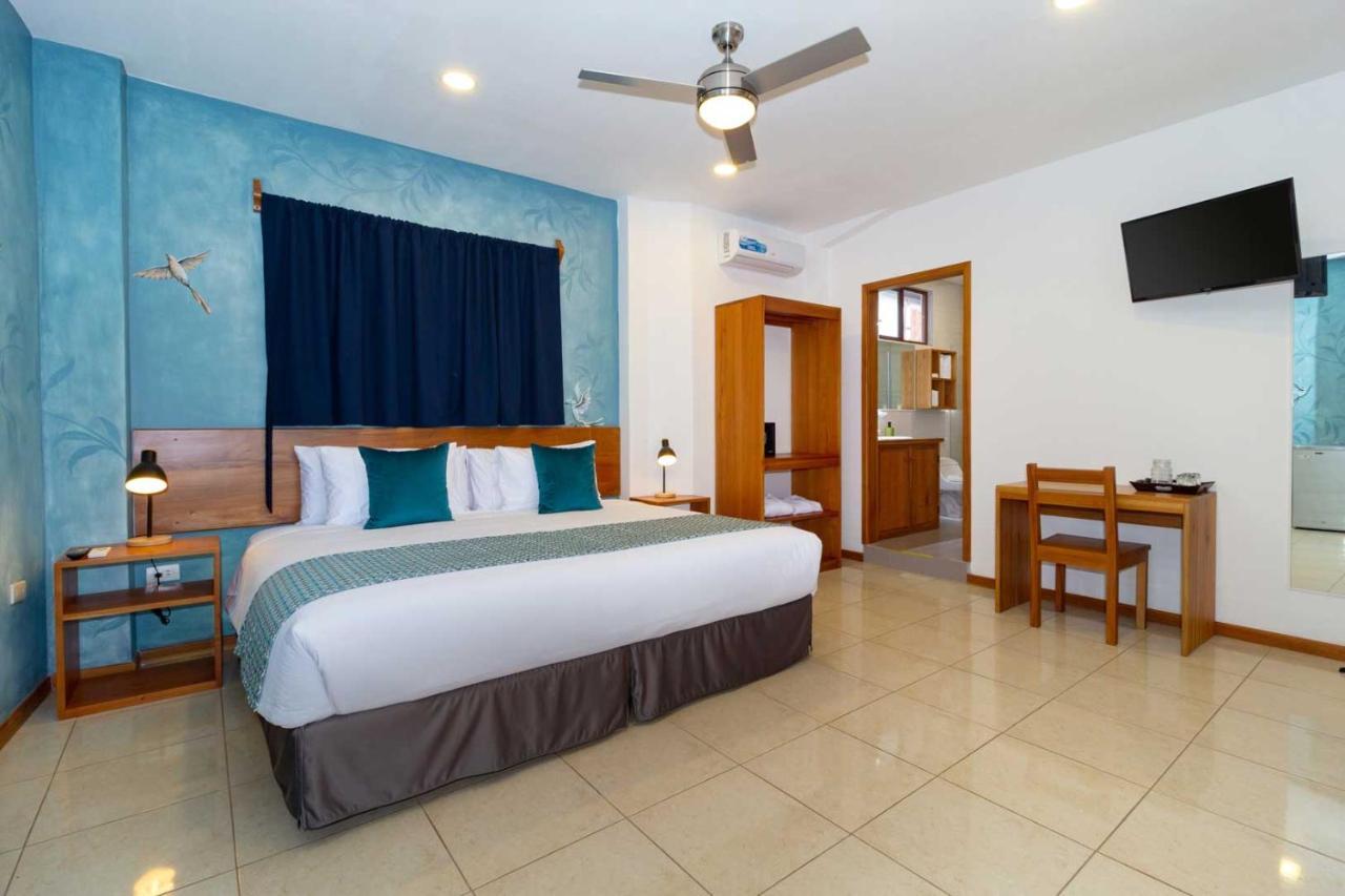 Plaza Luna Suites Puerto Ayora  Ngoại thất bức ảnh