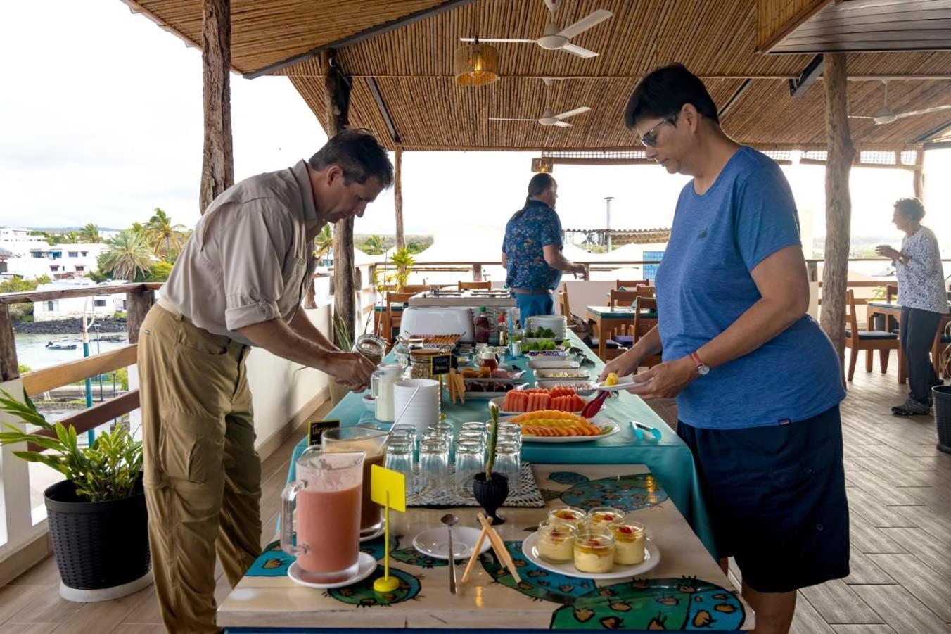 Plaza Luna Suites Puerto Ayora  Ngoại thất bức ảnh